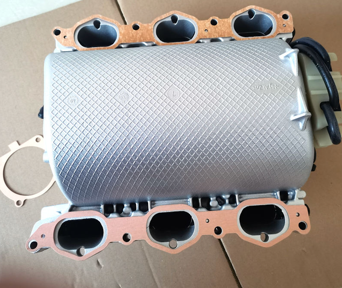 Air Intake Manifold W204 E-Class W211 272 140 24 01 2721402401